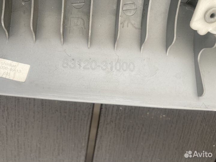 Правая накладка nissan almera classic