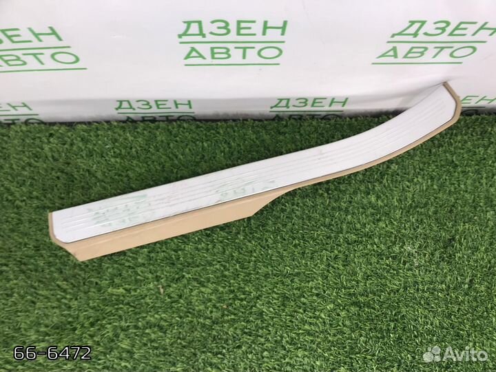 Накладка на порог задняя правая Mercedes S500/550