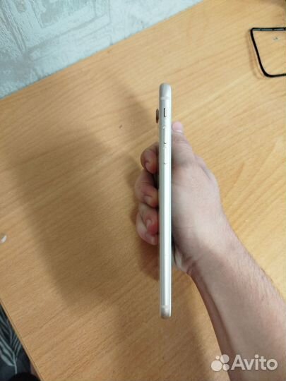 iPhone 8 Plus, 64 ГБ