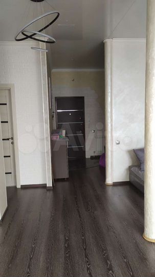2-к. квартира, 94 м², 4/4 эт.
