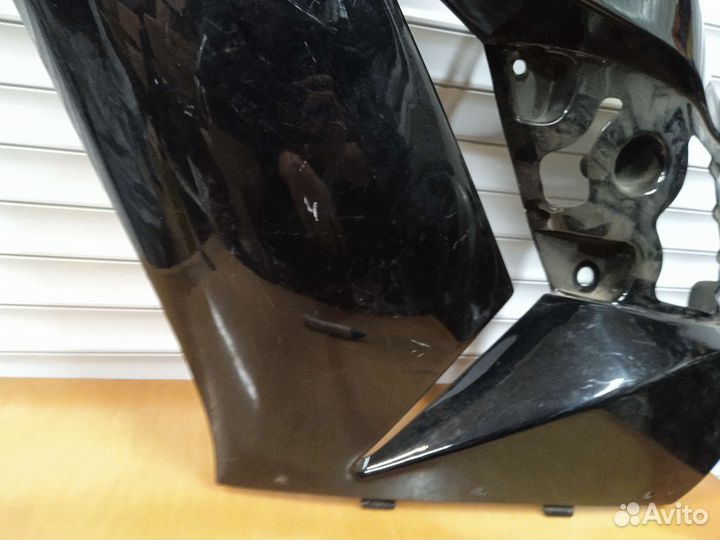 Kawasaki ZZR 1400 ZX-14R 2006. Пластик боковой