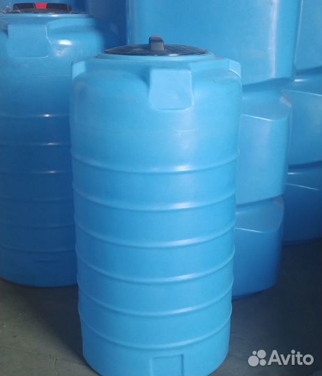 Пластиковые баки для воды