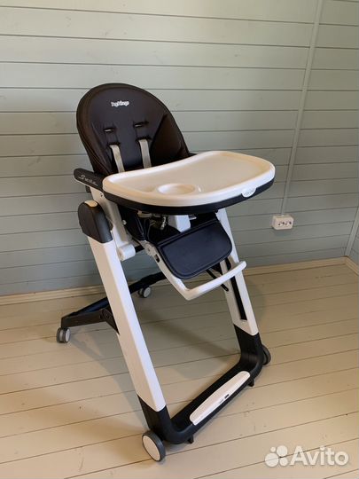 Стульчик для кормления Peg Perego Siesta follow me