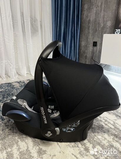 Автолюлька Maxi-Cosi Cabriofix i- size