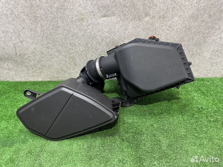 Корпус воздушного фильтра + резонатор BMW X3 G01