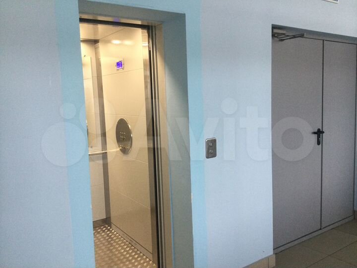 Торговая площадь, 56 м²