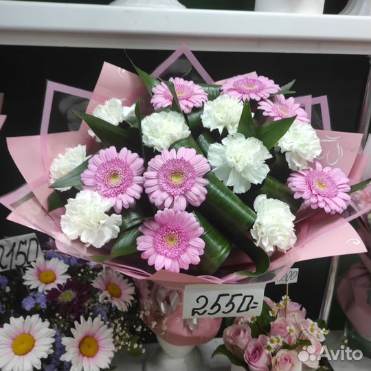 Нежные букеты роз,гербер,ромашек,хризантем,гвоздик