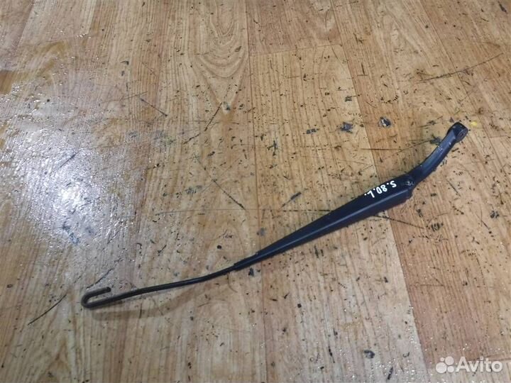 Поводок стеклоочистителя передний левый Volvo S80