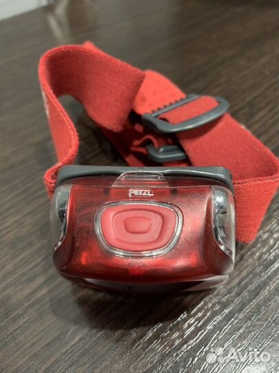 Налобный фонарь petzl