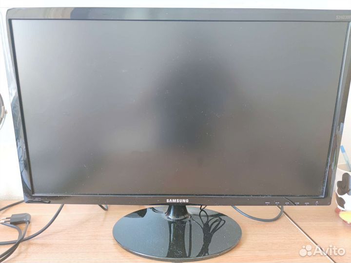 Монитор Samsung s24d300h