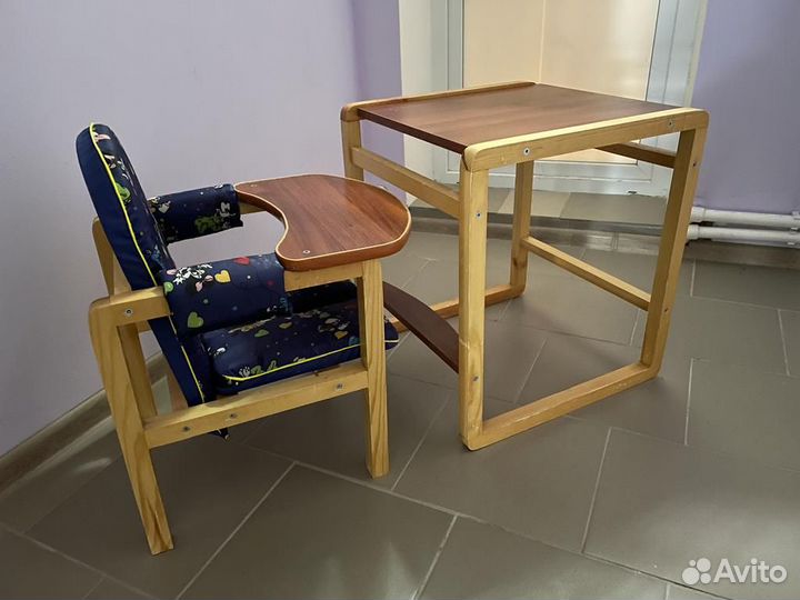 Деревянный детский стул для кормления