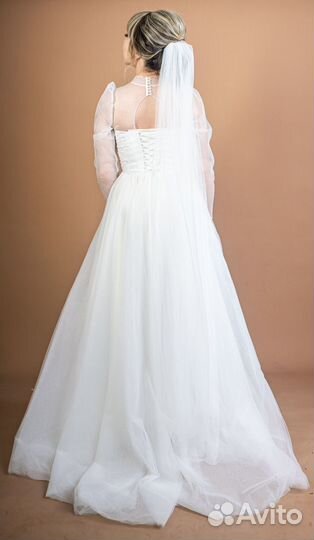 Свадебное платье 44 46
