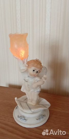 Подсвечники разные, свечи ароматизированные