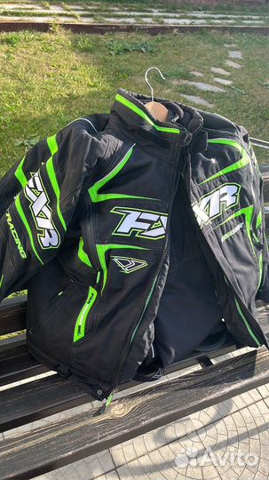 Продам костюм для снегохода