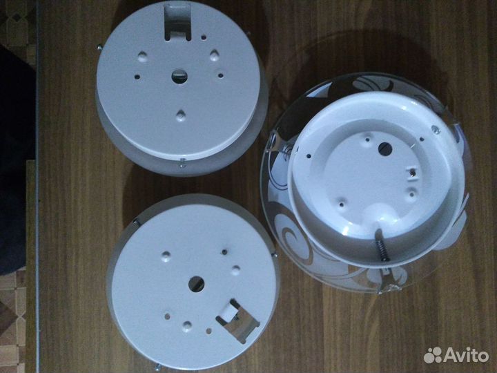 Светильники настенные и потолочный, новые