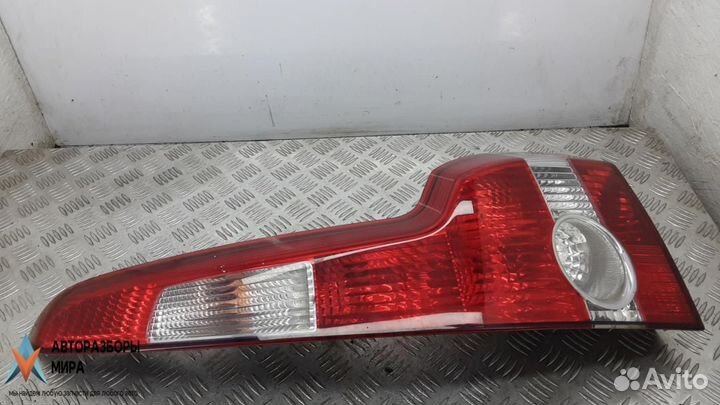 Фонарь задний правый Volvo V50 2005 30678751