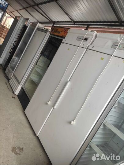 Холодильник витринный