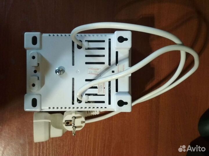 Стабилизатор напряжения teplocom ST-555