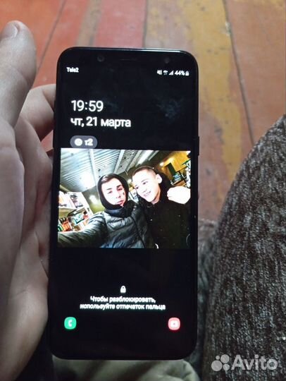 Samsung Galaxy A6, 4/32 ГБ