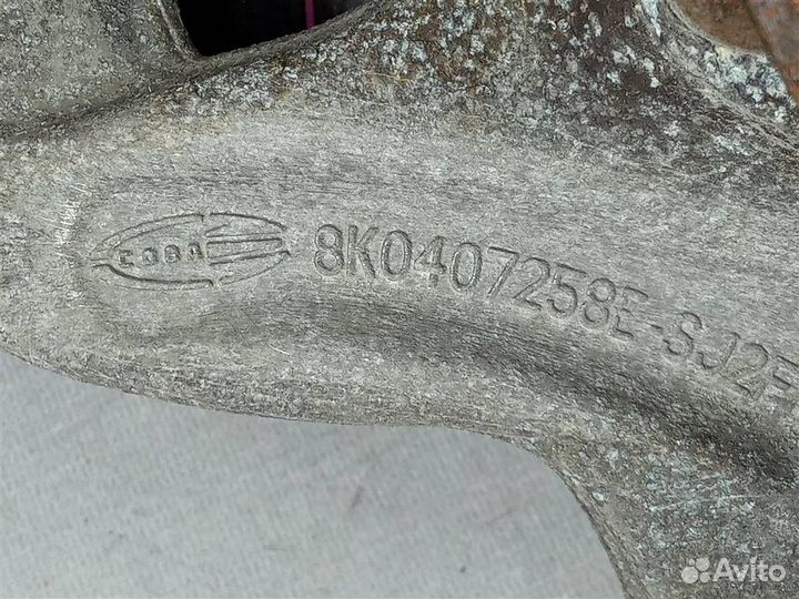 Кулак поворотный передний правый Audi A5 /Coupe