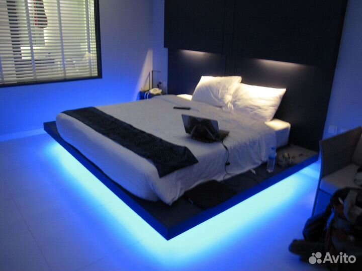 Светодиодная подсветка порящей кровати и кресла a