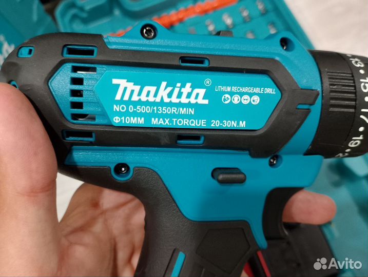 Дрель-Шуруповерт makita 18v новый, с гарантией