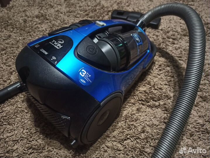 Колбовый пылесос Samsung SC8859 2200W