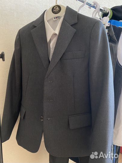 Школьный костюм тройка