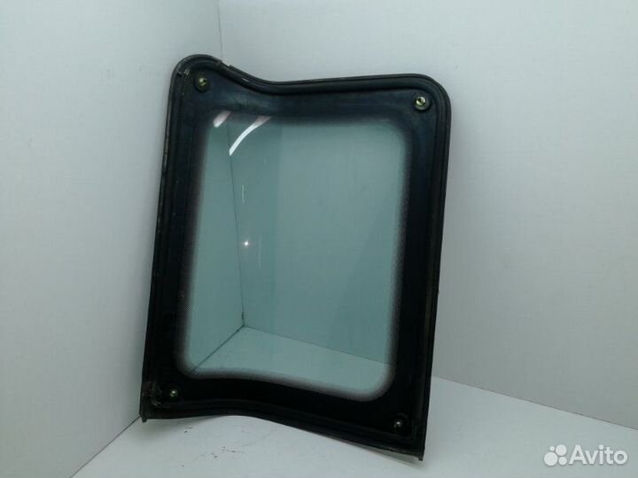 Стекло на крышу заднее левое Toyota Town Ace CR30G