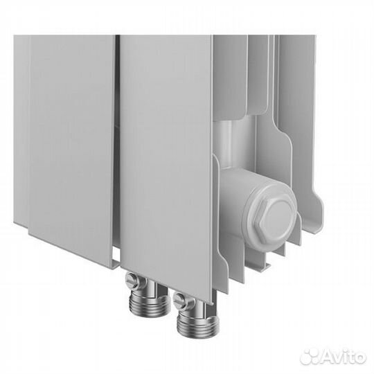 Биметаллический секционный радиатор отопления Roya