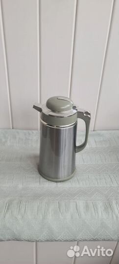 Термосы: 1новый и 3б/у