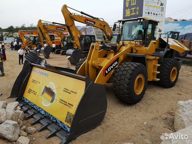 Фронтальный погрузчик Lovol FL976H, 2023