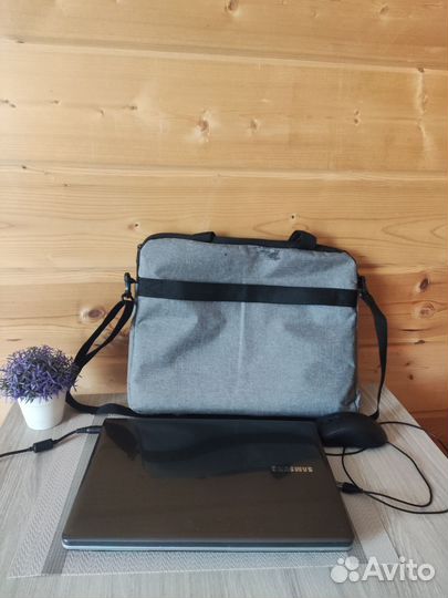 Ноутбук samsung np355v4c