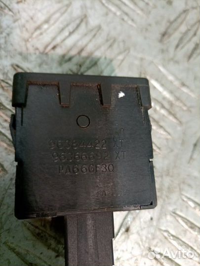 Кнопка регулятора наклона фар Peugeot Partner