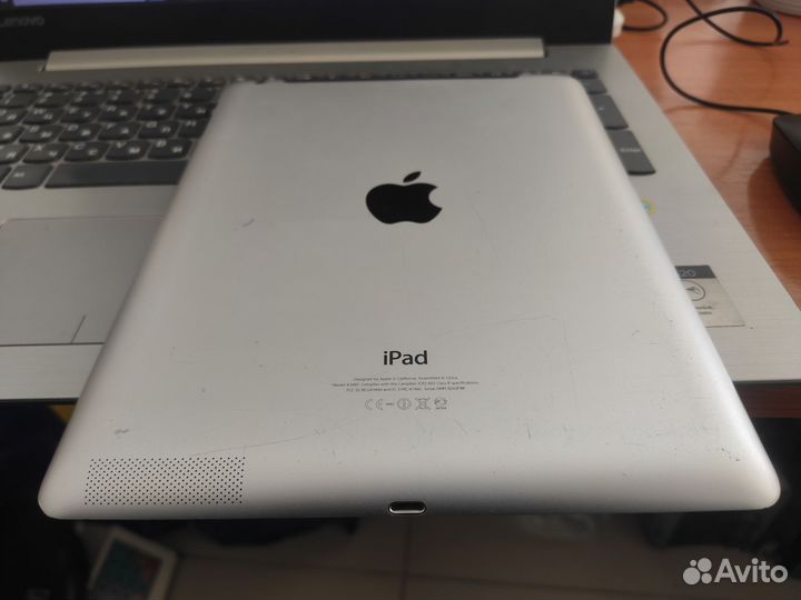 iPad 4 16Gb под ремонт