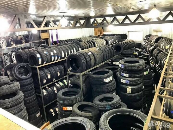 Yokohama Ice Guard IG50+ 215/65 R16