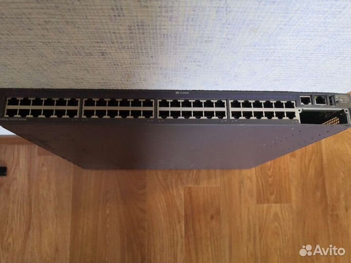 Коммутатор Huawei S5352C-EI, S5352C-SI с блоками п