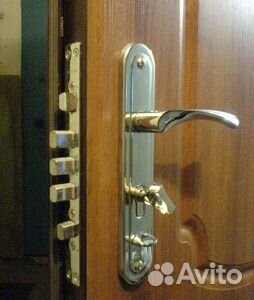 Обивка дверей, Винилкожа, замена замков, сварка