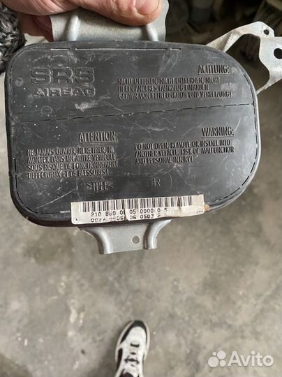 Продам подушку airbag w210