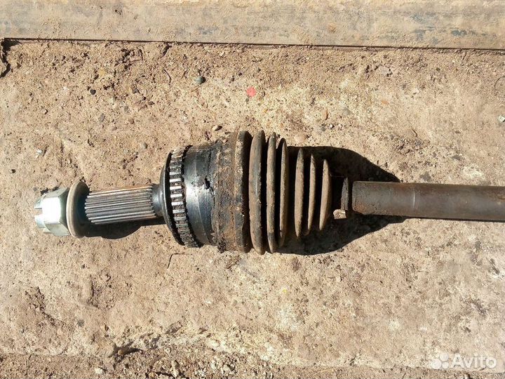 Привод правый МКПП Hyundai Accent