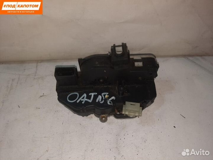 Замок двери передней правой Opel Astra J 13579515