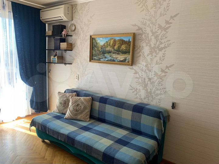 3-к. квартира, 70 м², 3/10 эт.