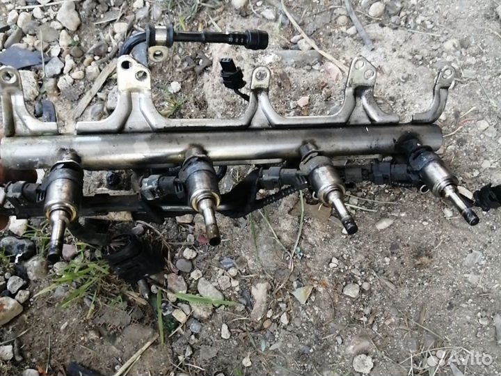 Форсунка volkswagen passat B6 BZB