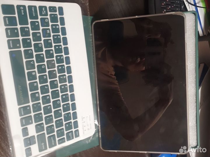 Чехол клавиатура Samsung Galaxy Tab A8 10.5 2021