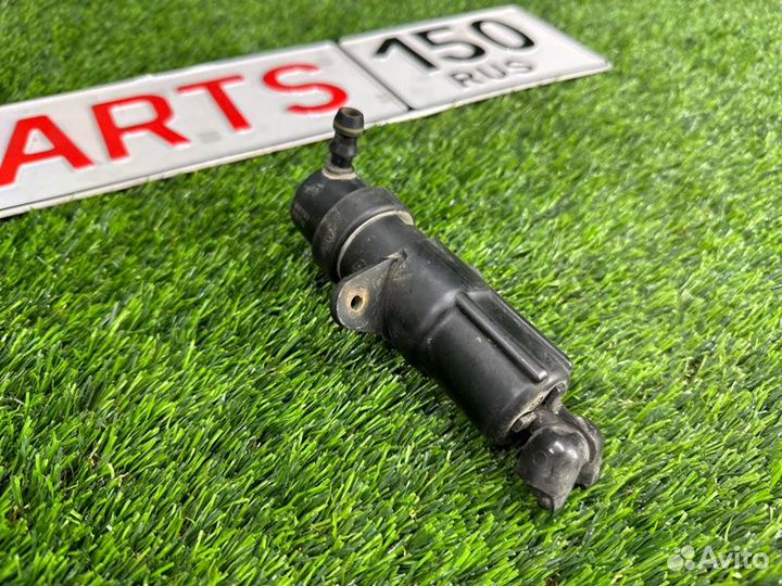 Форсунка омывателя фар Bmw 7 E66 N62B48 2005