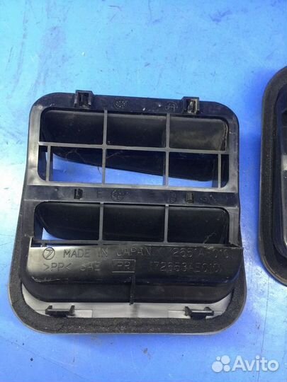 Воздуховод багажника 2шт