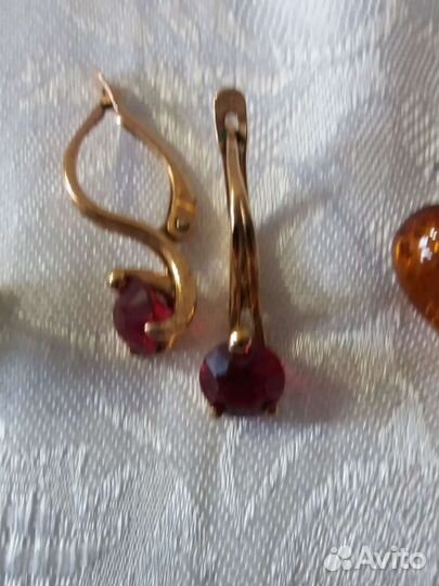 Серьги с зеленым агатом, замок английский