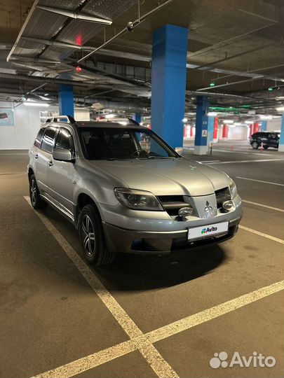 Mitsubishi Outlander, 2003