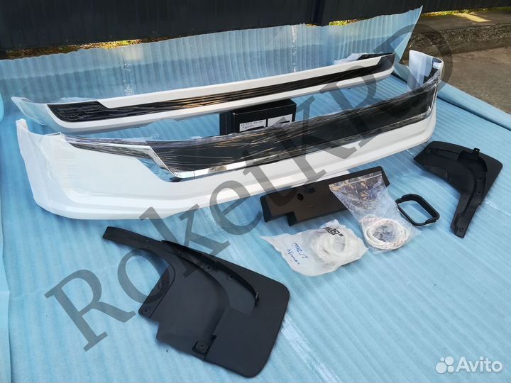 Обвес Toyota Land Cruiser 200 Executive Lounge D68