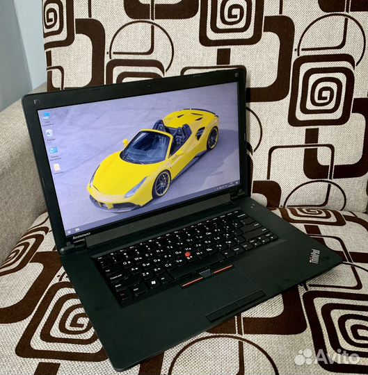 Ноутбук Lenovo Thinkpad Edge 15 на i5